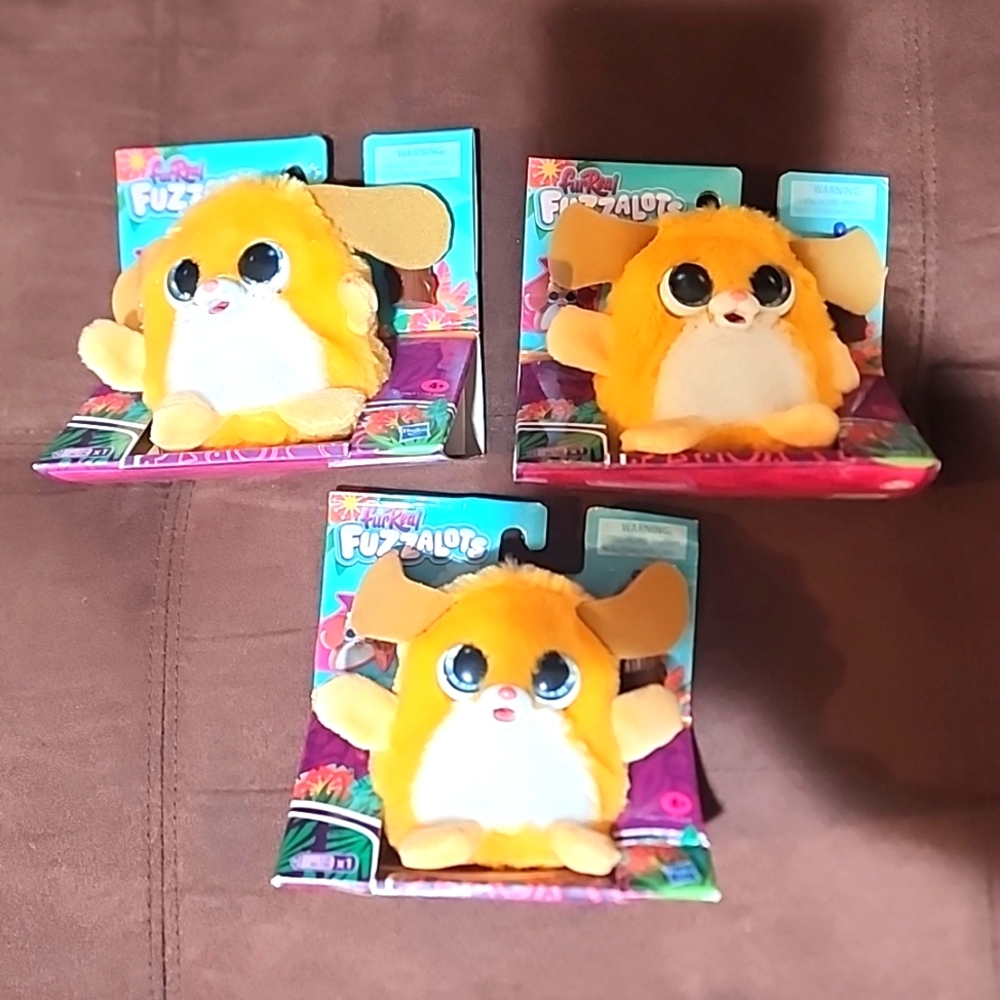 FurReal Fuzzalots Puppy Color Change Interactive Feeding Toy Lights and Sounds